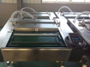 滾動式真空包裝機